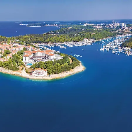 3 Bedroom Amazing In Sikici 펜션 *